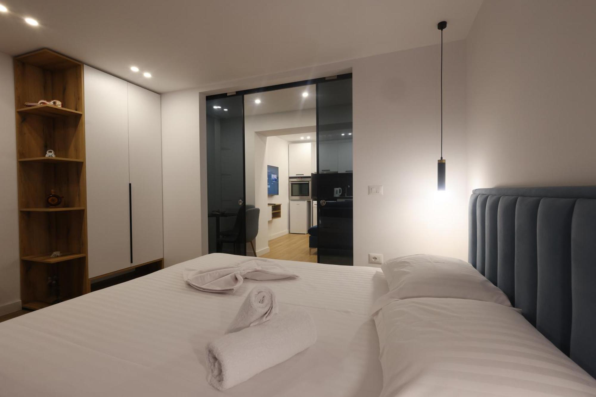 Come&Recome Tirana Apartments Экстерьер фото